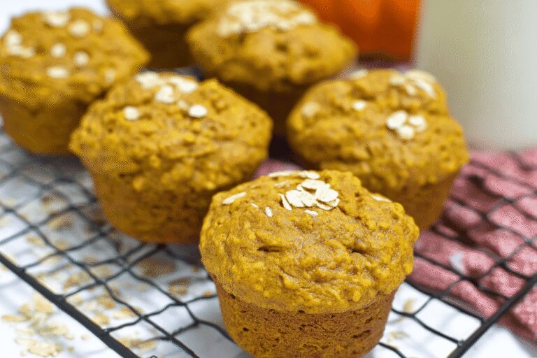 Easy & Healthy Pumpkin Oatmeal Muffins – Cozy Breakfast Everyone Will Love