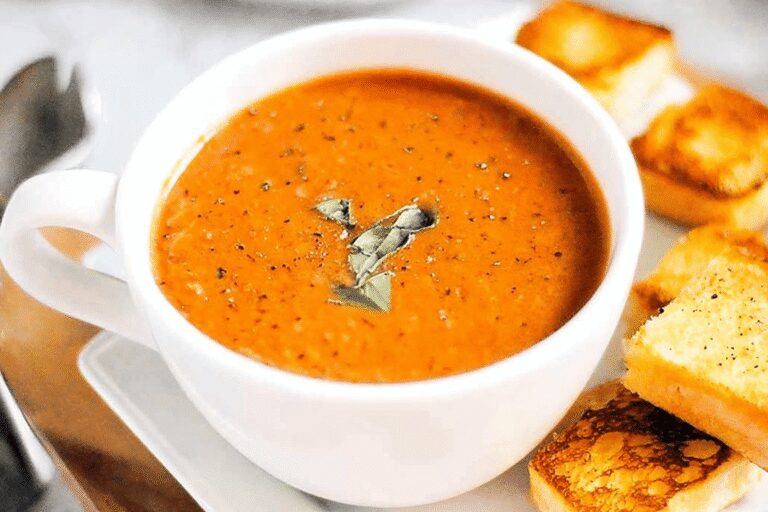 Best Cozy Roasted Tomato Basil Soup – Easy, Healthy & Family-Approved